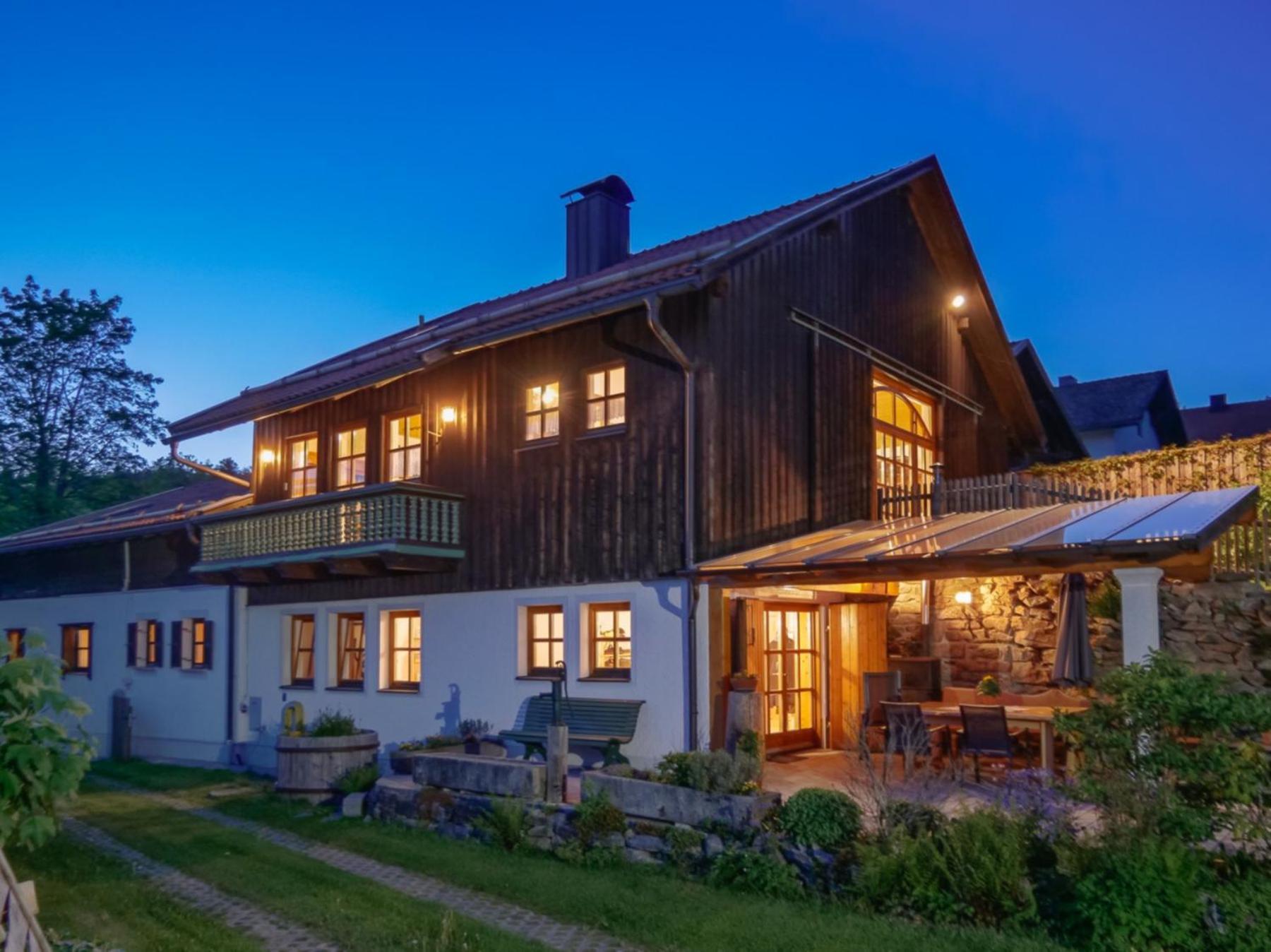 400Qm Bayerische Villa 2500Qm Uneinsehbarer Garten In Beliebter Urlaubsregion Freyung Exterior foto
